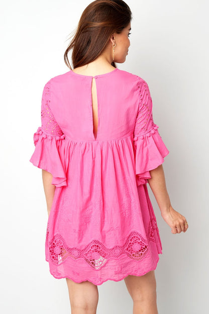 Dress embroidered details white
