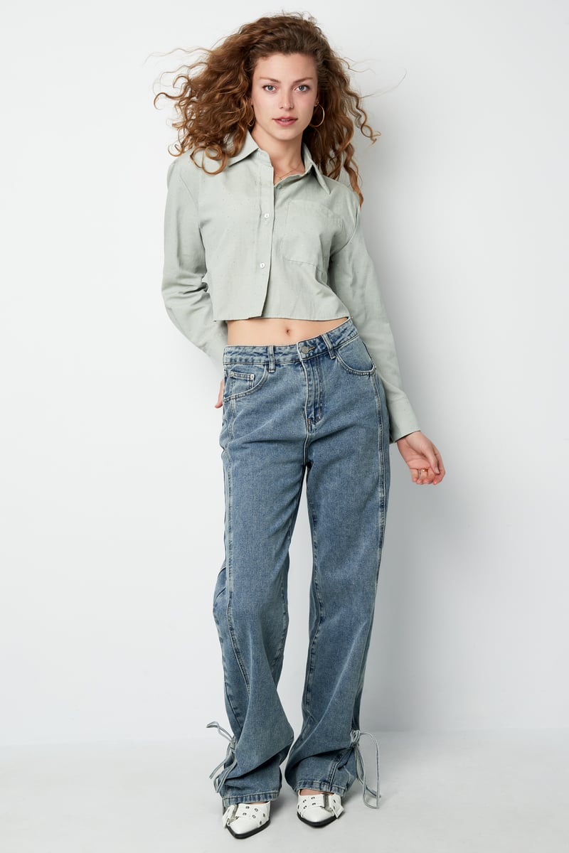 Blouse with studs