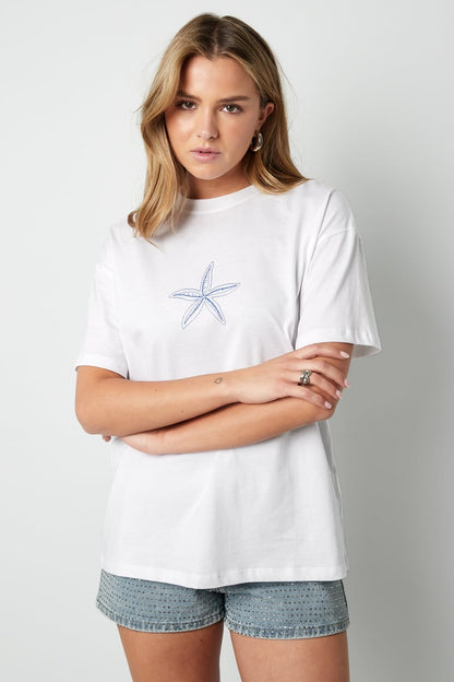 T-shirt beach waves