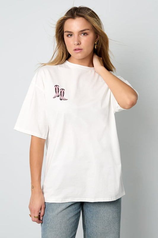 T-shirt Cowboy Boots