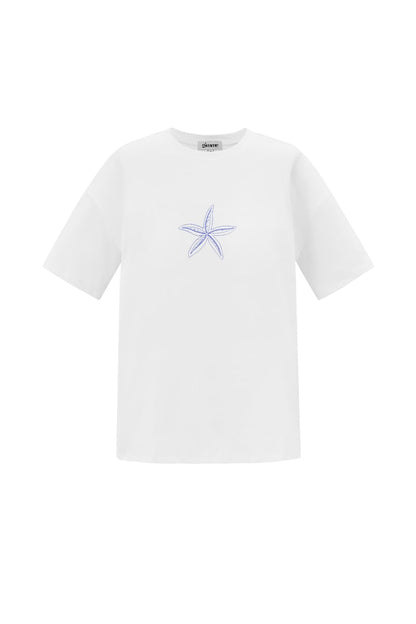 T-shirt beach waves